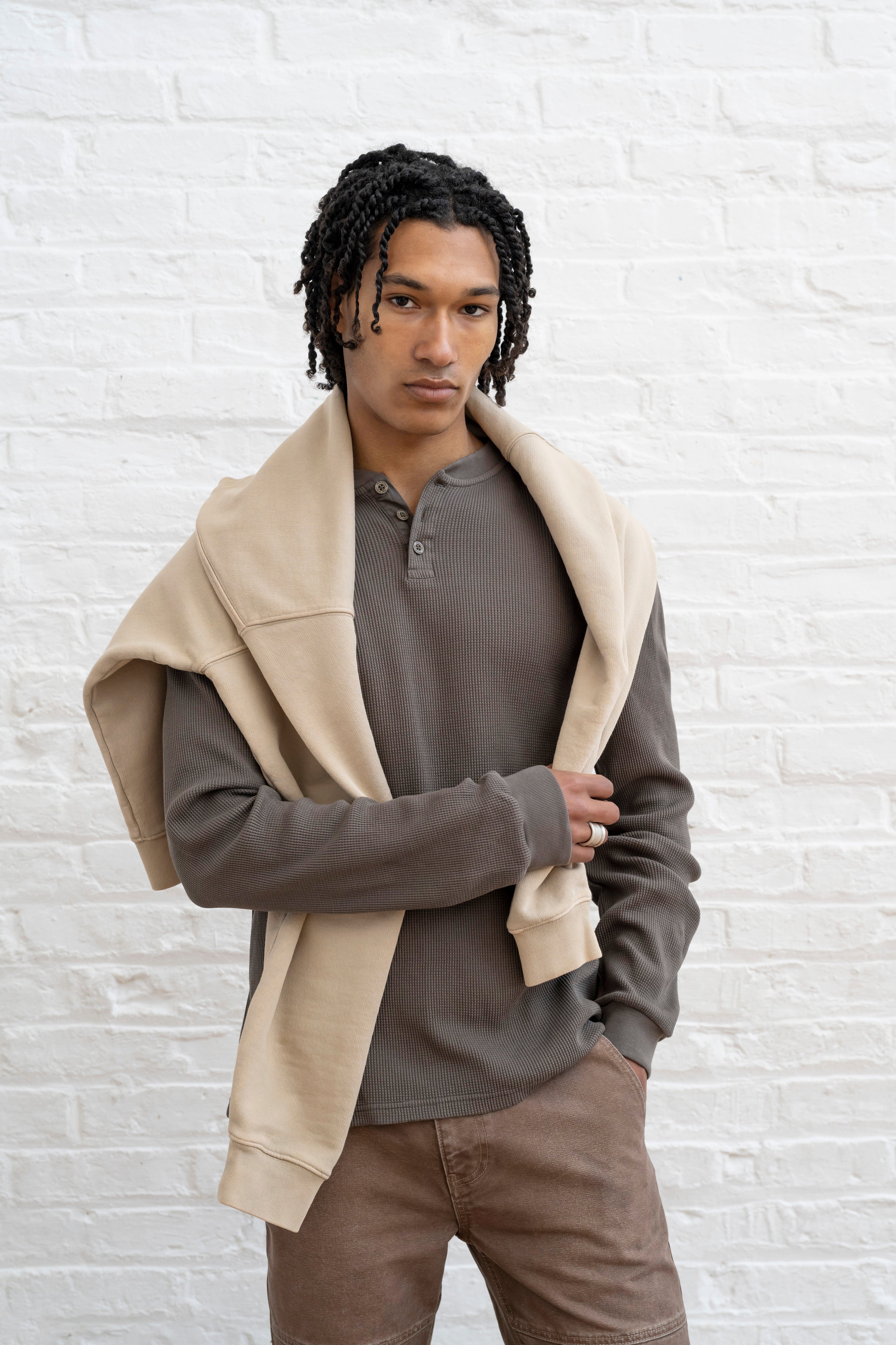 Grit Henley - Washed Brown